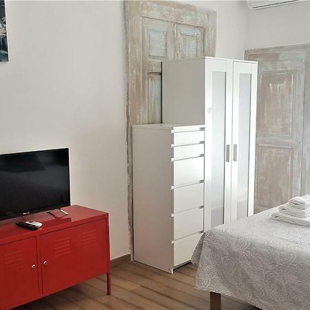 Bari Central Studio - Bari Centro Екстер'єр фото