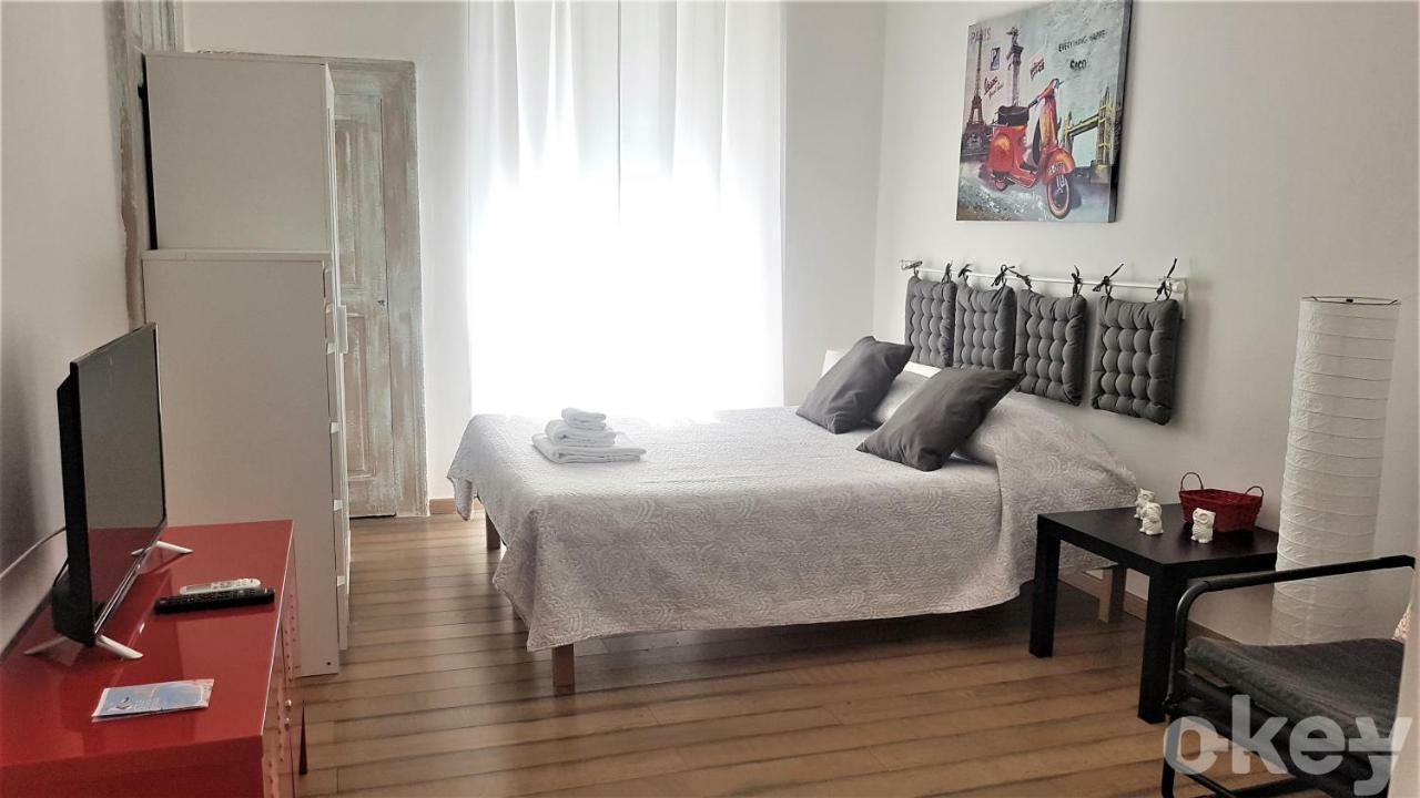 Bari Central Studio - Bari Centro Екстер'єр фото